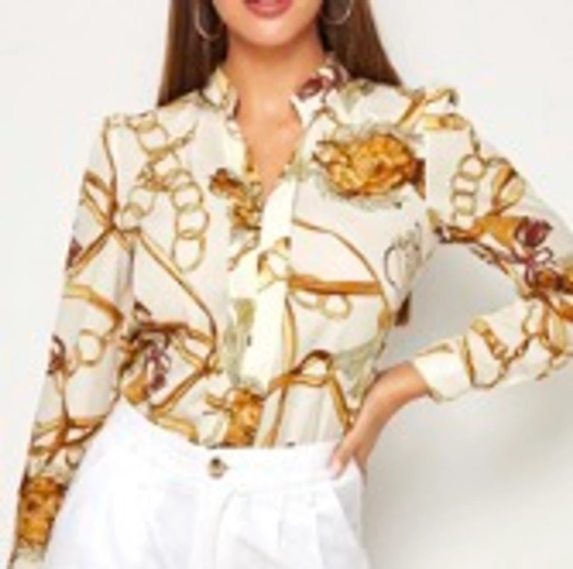 Två fina mönster tröjor i S men passar även M.