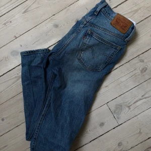 Levis 501 - Fina Levis 501 i storlek W23 L30