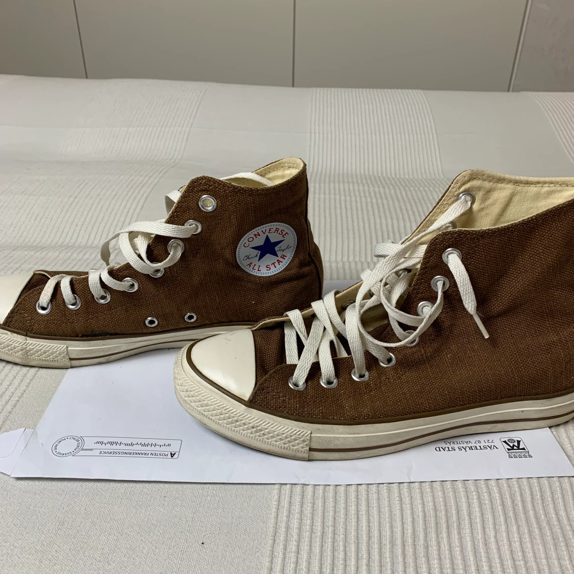 Converse beige storlek 40 - 90