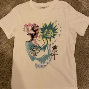 T-shirt  - Mycket bra skick 