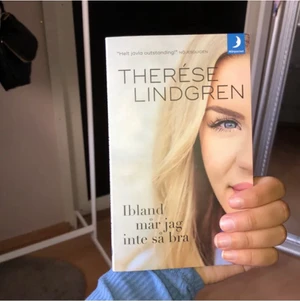 Therese lindgren bok - Boken är läst en gång, alla sidor är kvar mm. Boken ser normal ut. Rekommenderar starkt att läsa den!!.