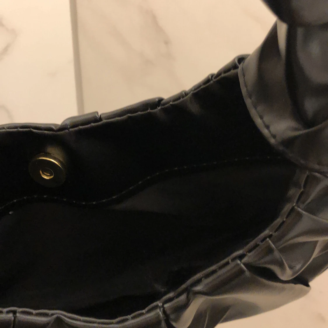 Svart fake-läder väska  - 91