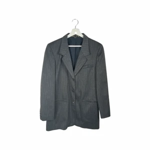 Kavaj - Hakslag Enkelknäppt modell Oversize passform  Storlek L - Dam