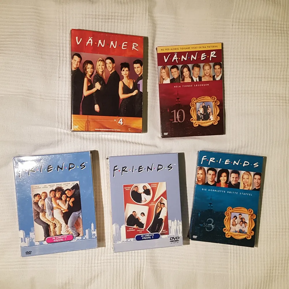 DVDboxar säsong 1, 2, 3, 4, 10 av Friends. Kan köpas separat för 30kr/st. Först till kvarn. Köparen står för frakt. (frakten kan bli billigare om färre boxar köps). Övrigt.