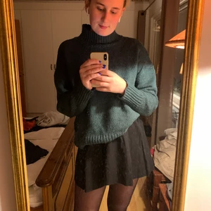 Grön tröja från H&M - En fin stickad tröja från H&M