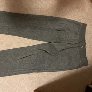 Mjukisbyxa cubus - Cubus velour mjukisbyxa i storlek M nysick