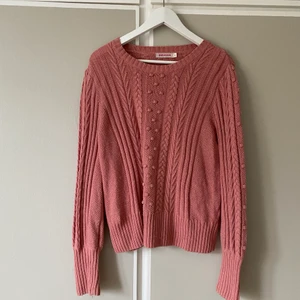 Gammalrosa kabelstickad kofta indiska - Vintage kabelstickad kofta från indiska storlek M.