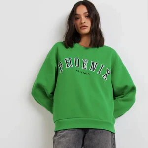 Tröja - En HELT ny oanvänd tröja från Gina. Storlek S och supermysig inuti💕 Nypris:249kr