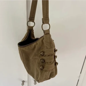 Grön väska - Superfin och unik väska