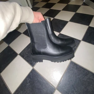 Boots -  skitsnygga boots från other stories. Storlek 38. Nypris 1490 