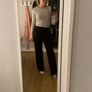 Tröja - Randig långärmad tröja från hm. I bra skick!💗