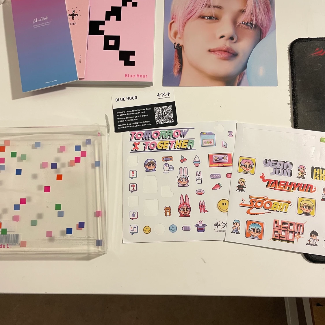 Blue hour txt album - 90