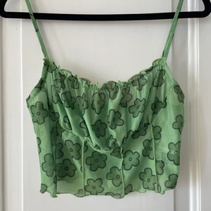 Mesh-linne - Supersött linne i mesh. Köpt på Shein men aldrig använt. 