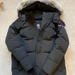 Canada goose jacka herr  - Använd skick