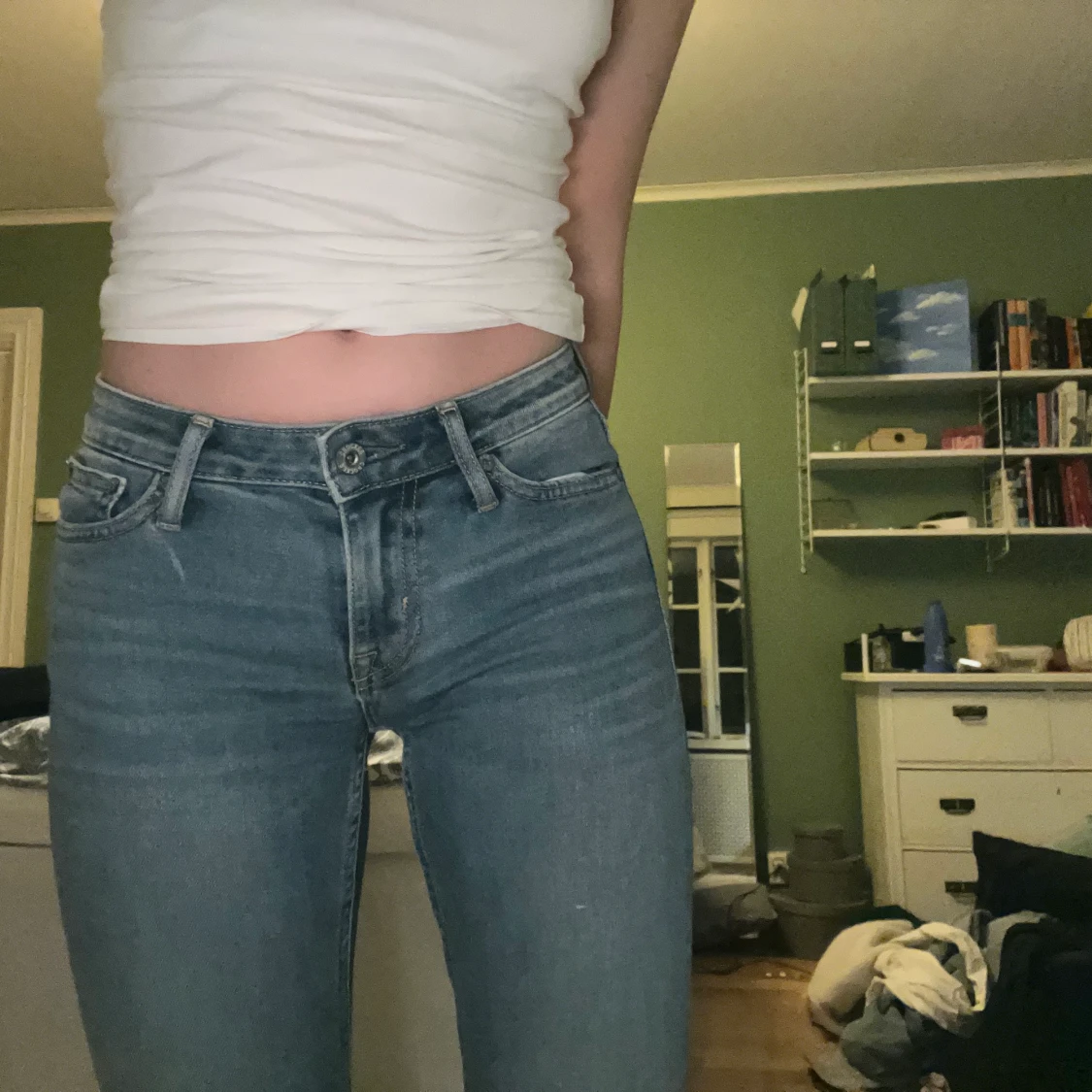 Lågmidjade bootcut jeans från Crocker - 90