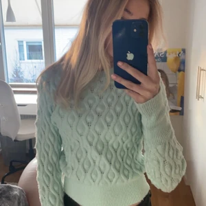 Zara tröja  - Super fin stickad tröja från zara❤️ hör av er vid frågor