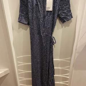 Summer dress from &OtherStories. Never worn, in perfect condition! 