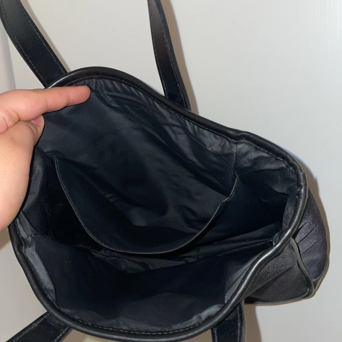 Calvin Klein väska  - 91