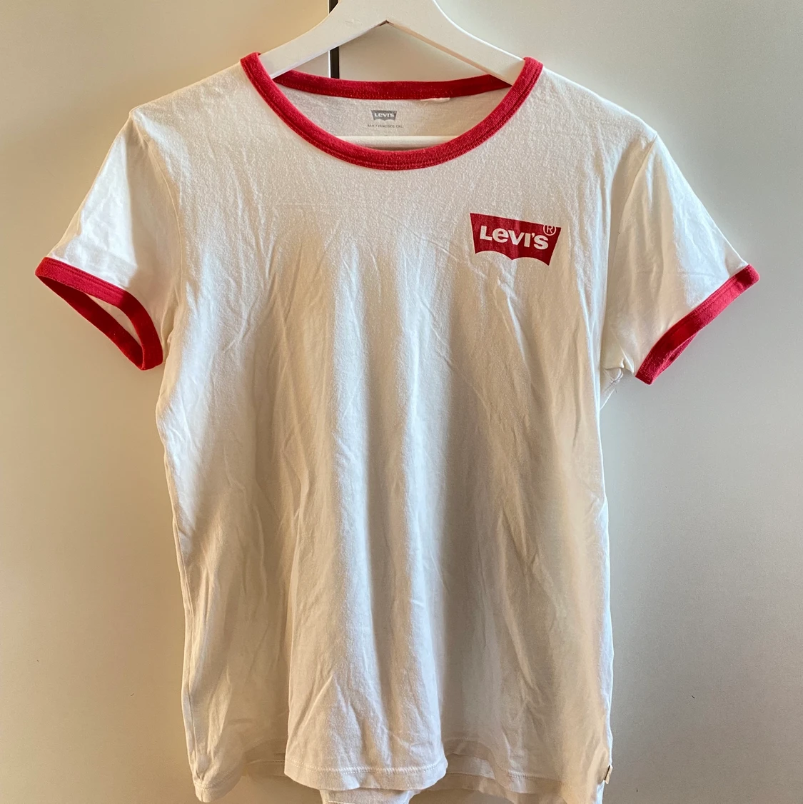 T-shirt från Levis  - 90