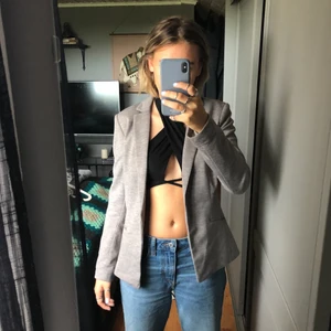 Grå kavaj - Grå skön kavaj