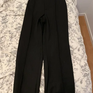 Zara byxor - Perfect condition, 150 kr + frakt