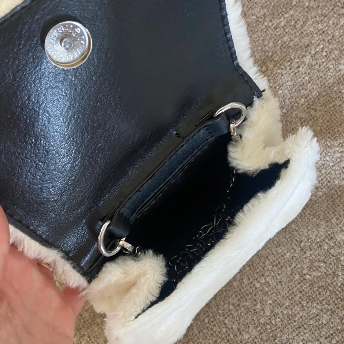 Fluff handväska  - 90