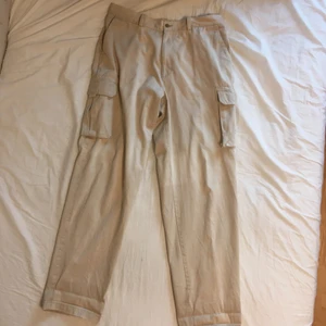 Vintage cargo pants - Baggy vintage cargobyxor i riktigt bra skick, skriv för fler bilder och passform
