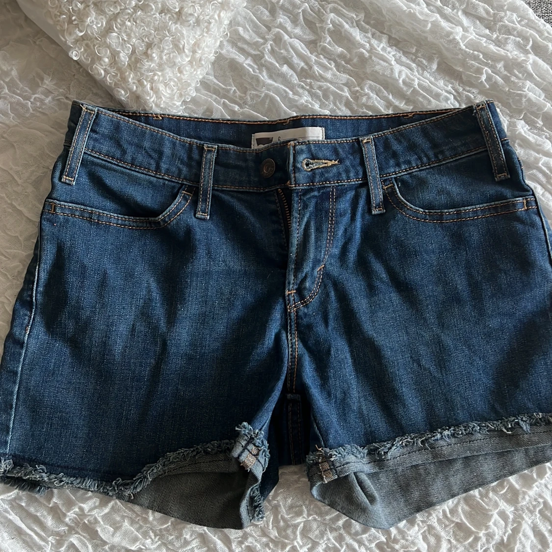 LEVIS SHORTS