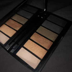 Palett - Oanvänd ögonskugga från lyko