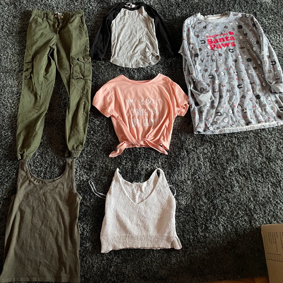 Blandade kläder och vinterjacka - 90