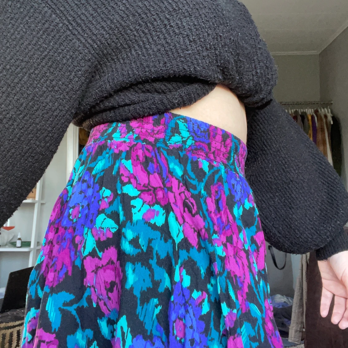 BLOMMIG LÅNGKJOL - 90