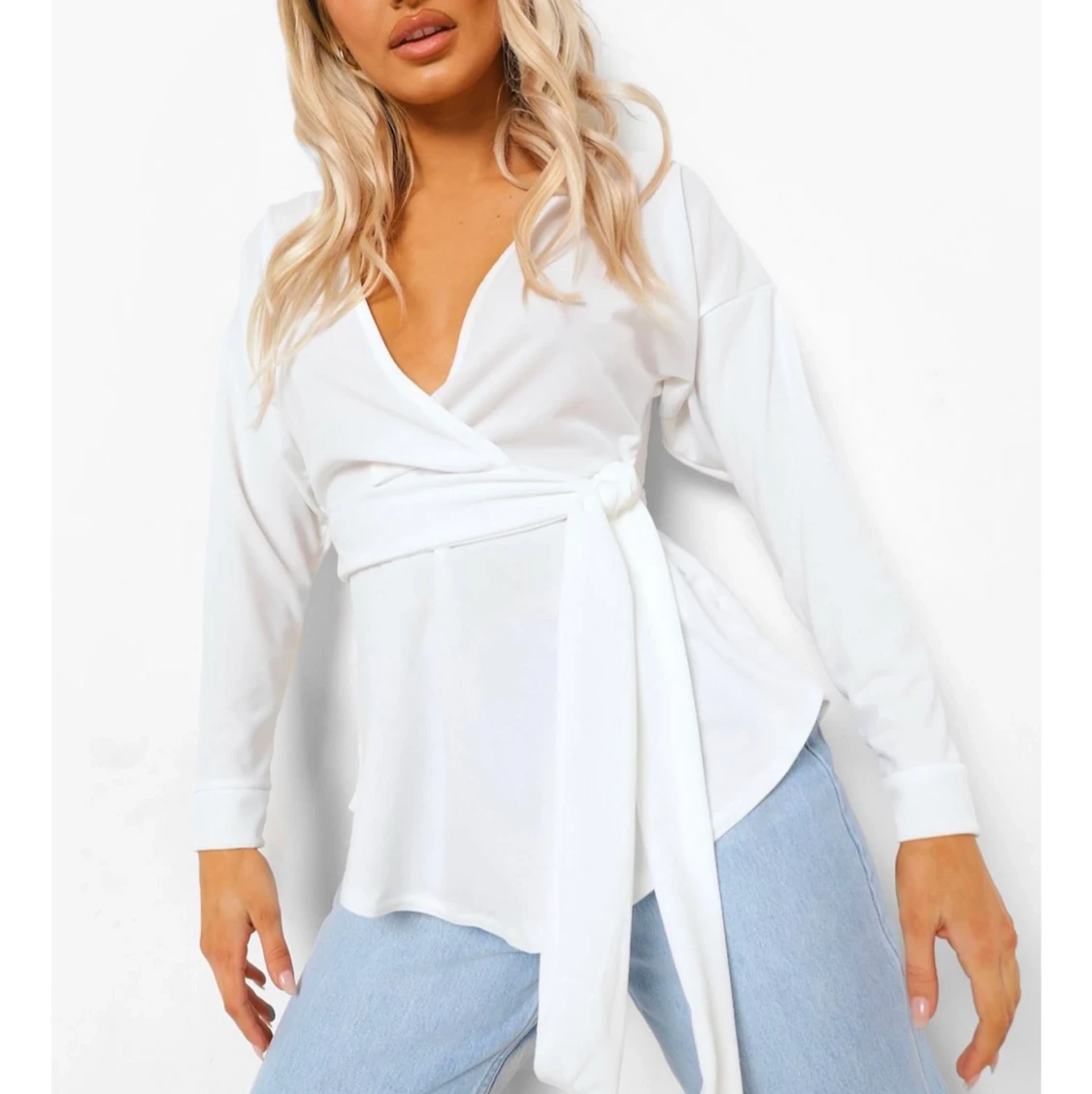 Boohoo topp med knytdetalj - 90