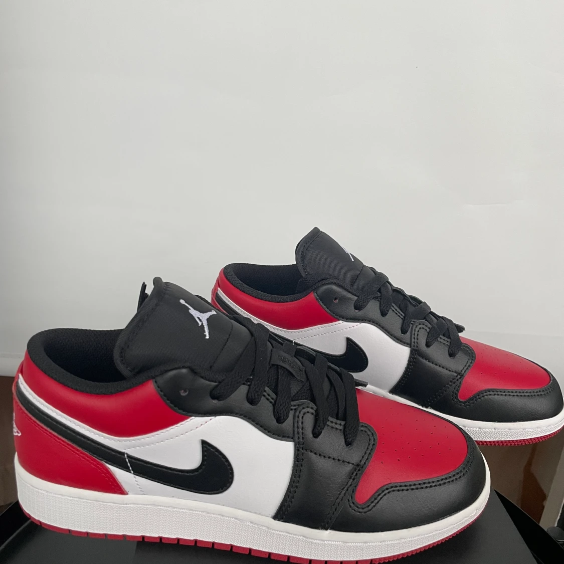 AIR JORDAN 1 LOW- UNISEX - 90
