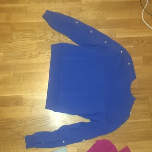 Sweatshirt  - Fint skick 