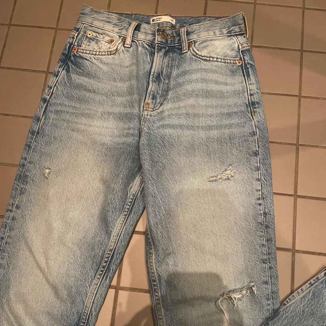 Blå slit jeans  - 90