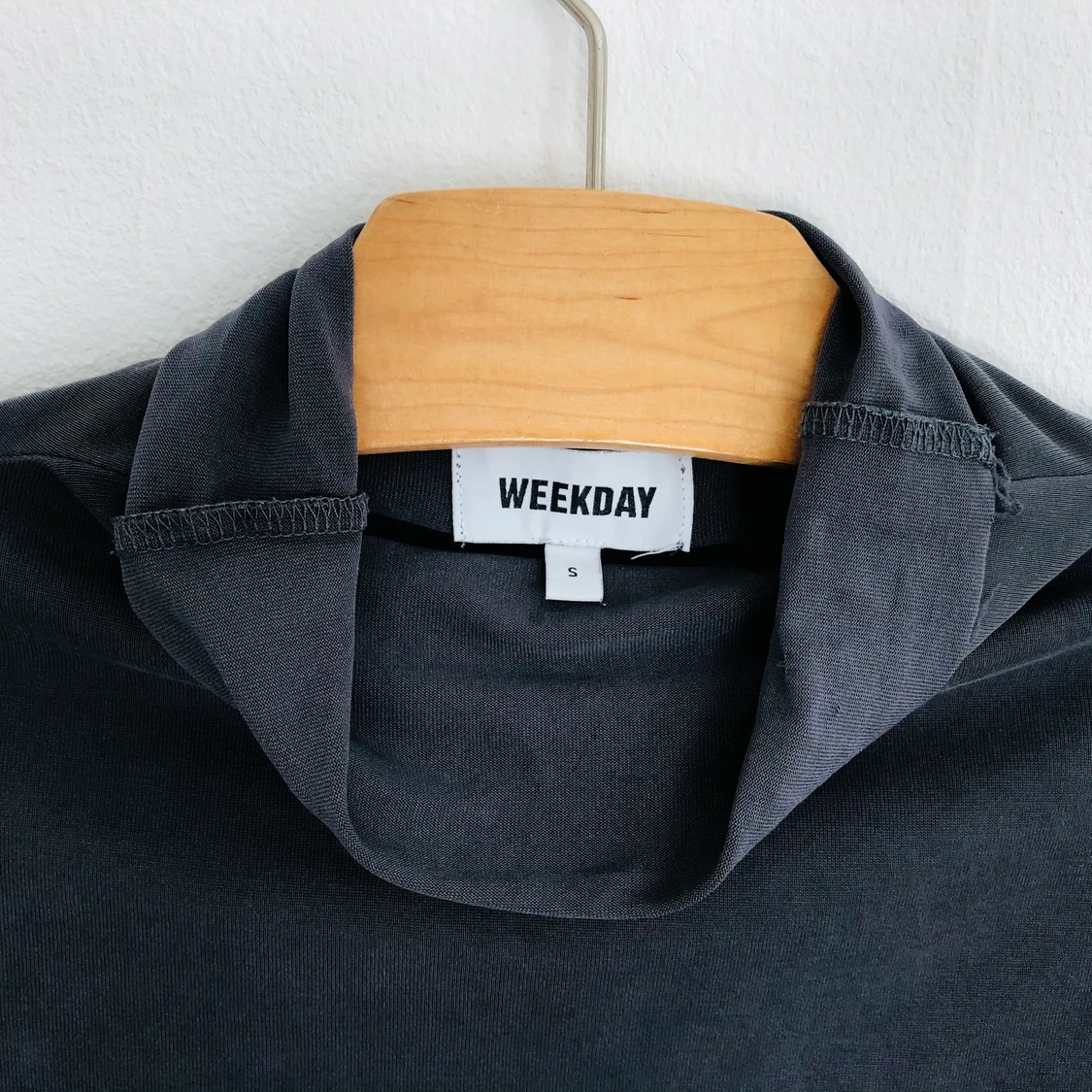 Croptop med polo från Weekday - 91