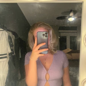 Topp - Aldrig använd, storlek S, nypris 199