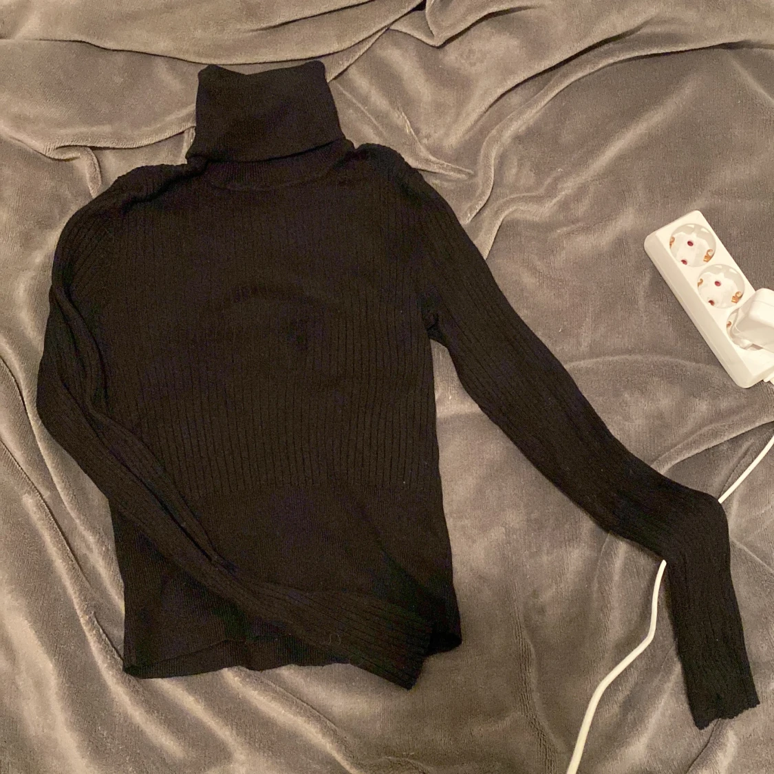 Svart krage tröja från zara