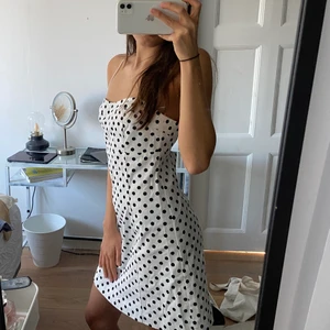 Klänning, zara  - Aldrig använd 