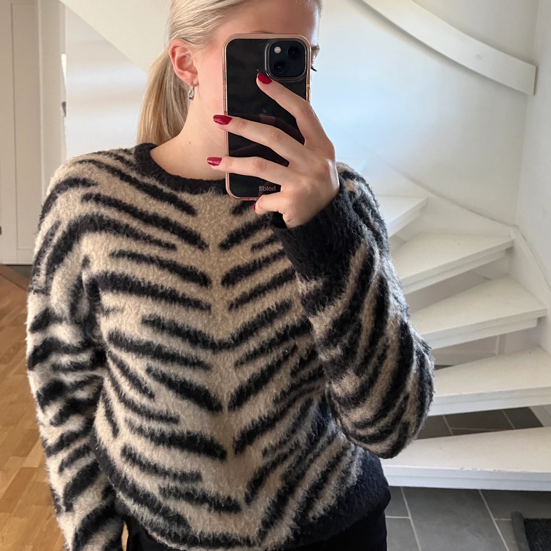 Tjocktröja från NAKD - 90