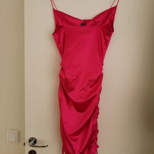 Klänning  - Från H&M 