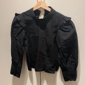 Topp  - Topp ifrån zara så söt 