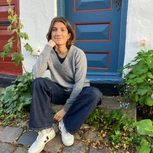 Cashmere sweater V-hals - Blødeste cashmere sweater V-hals fra Saks Fifth Avenue, new york