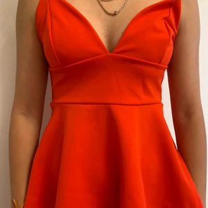 Snygg topp - Använd endast 2 gånger. Passar både xs och s