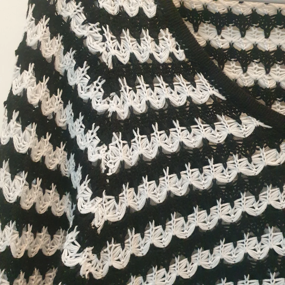 Stickad croptop - 91