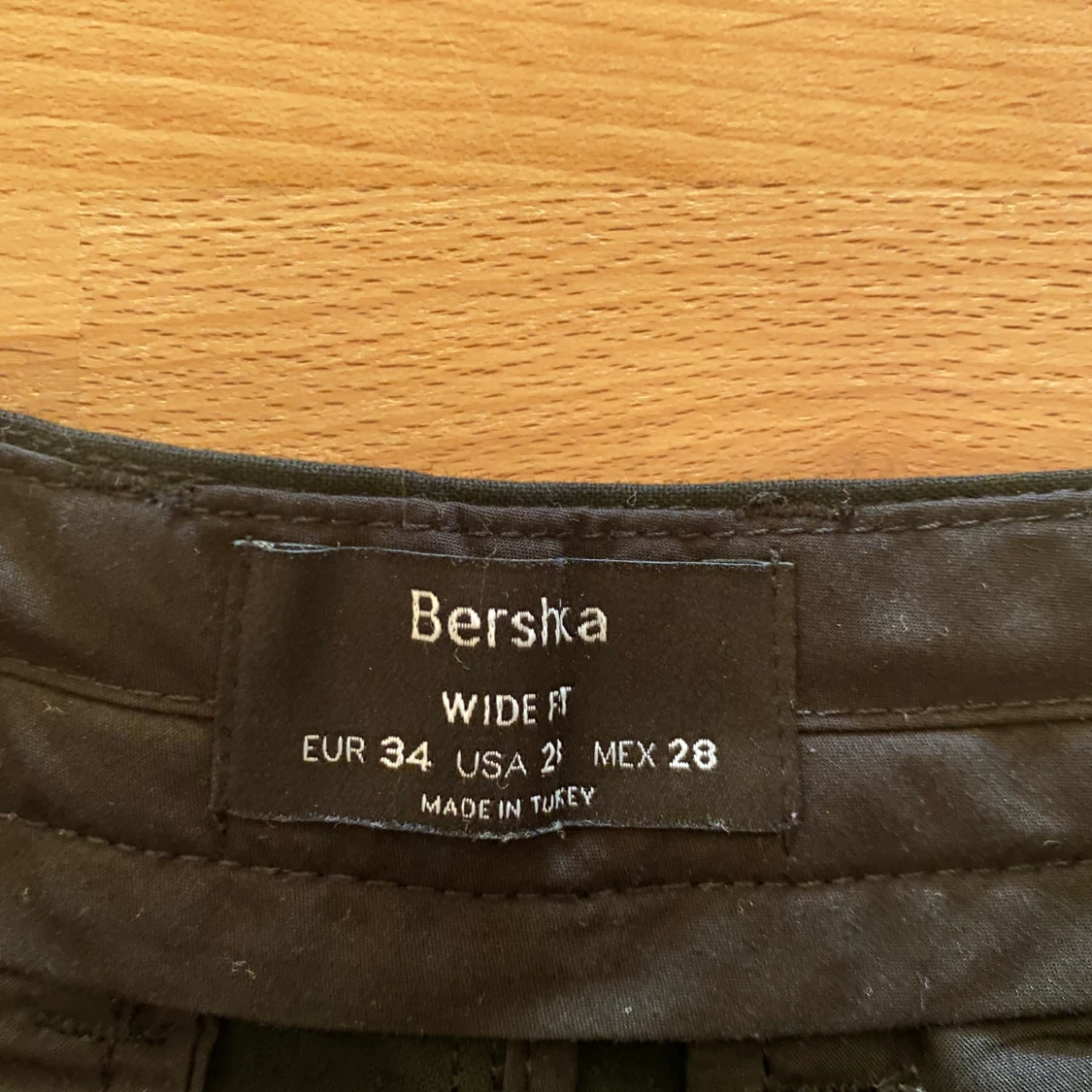 Bershka Kostymbyxor  - 90