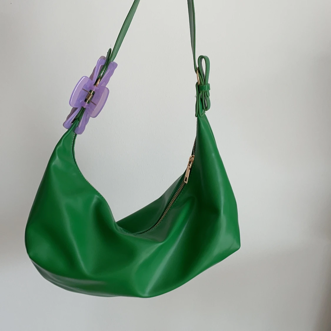 grön vintage väskan