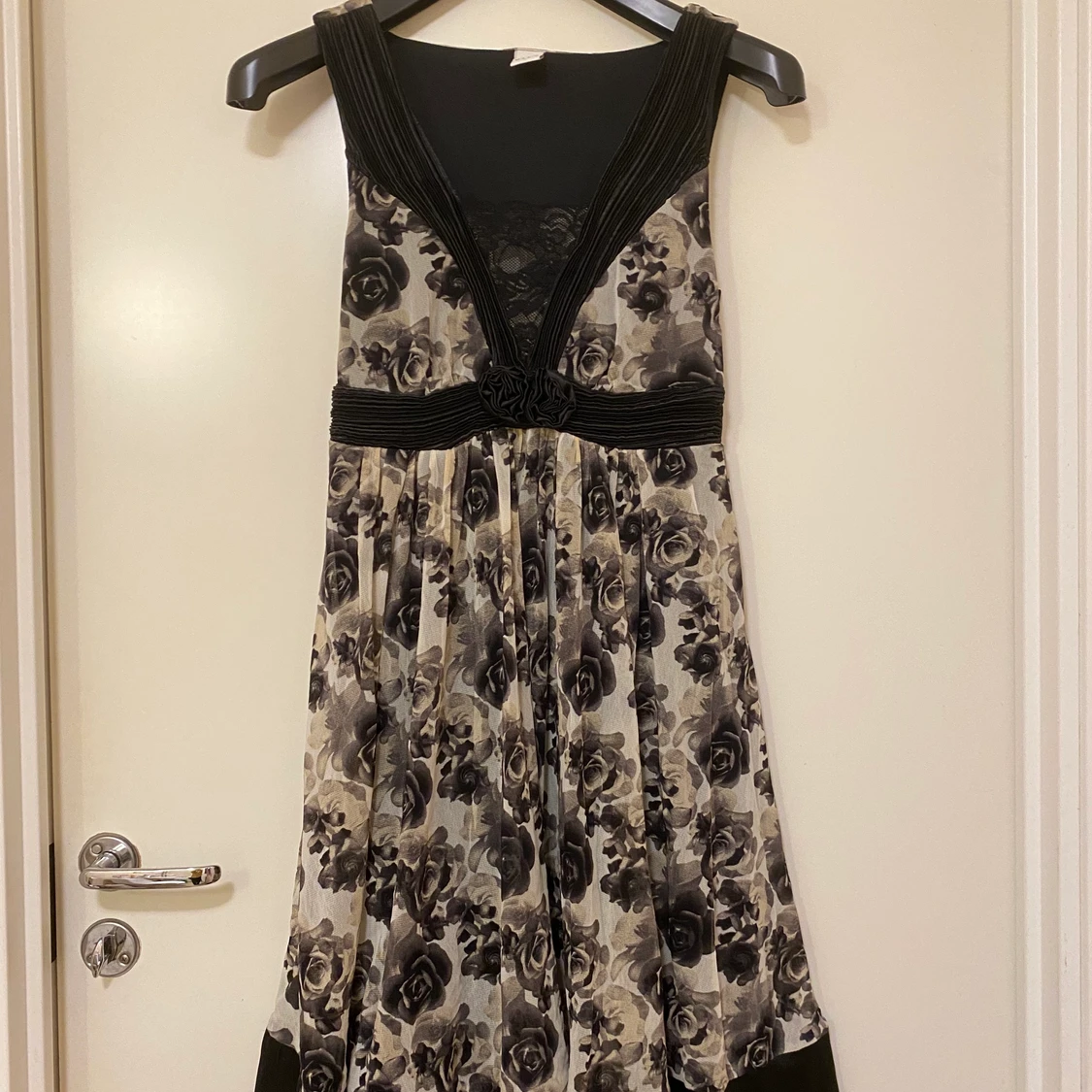 Vila klänning strl L  - 90