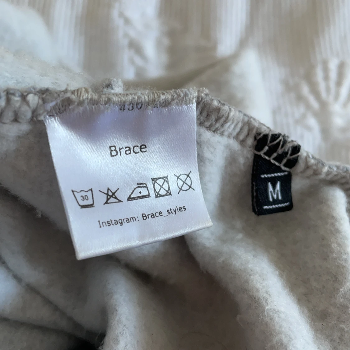 Rhinesthone tröja (brace) - 91