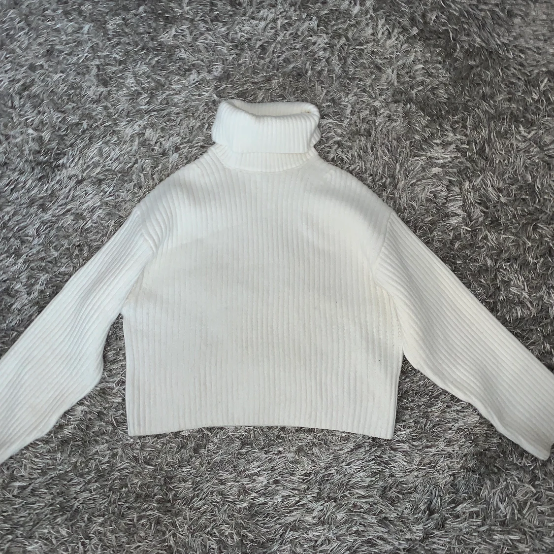 H&M turtleneck 